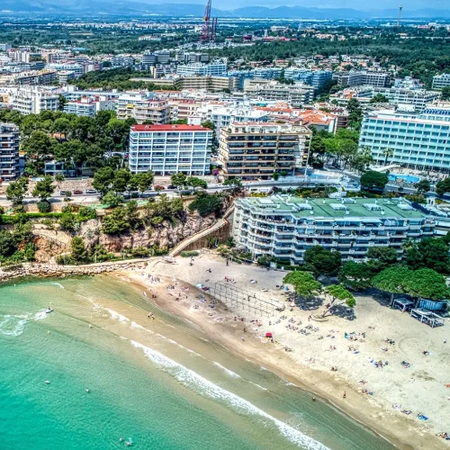 Servicio de grúas 24 horas en Salou Tarragona asistencia rápida