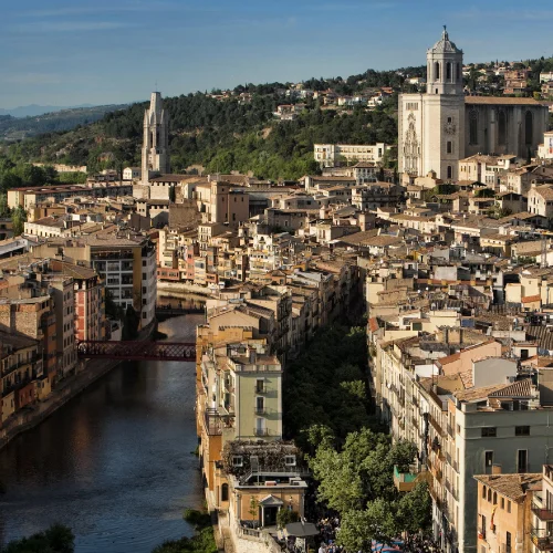 Servicio de grúas 24 horas en Girona asistencia rápida