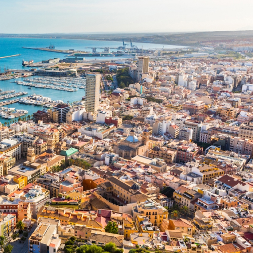Servicio de grúas 24 horas en Alicante asistencia rápida