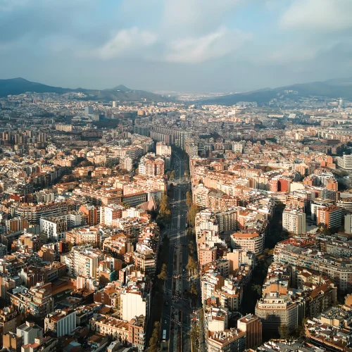 Servicio de grúas 24 horas en Barcelona asistencia rápida