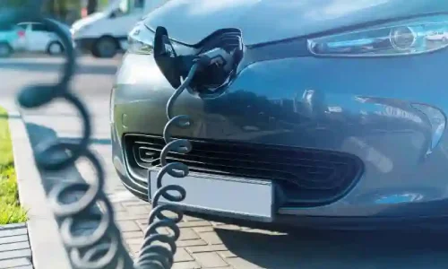 Servicio de Grúa 24 horas para coches eléctricos e híbridos en Barcelona, Girona, Tarragona y toda España