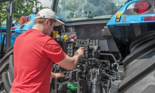 Servicio de Grúa 24 horas para tractores en Barcelona, Girona, Tarragona y toda España